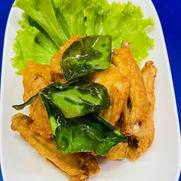 ปีกไก่ทอดเกลือ