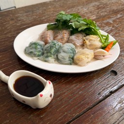 ข้าวเกรียบปากหม้อ หวาน กุยช่าย หน่อไม้