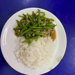 ข้าวผัดผักบุ้งหมูสับ