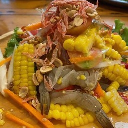 ตำข้าวโพดกุ้งสด