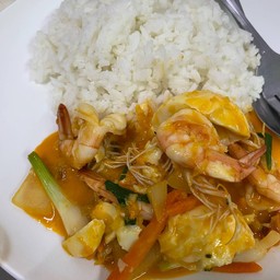 ข้าวกุ้งผัดไข่เค็ม