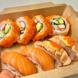 แซลมอนซูชิ 4 ชิ้น + แคลิฟอร์เนียโรล 4 ชิ้น ฟรี ซุปมิโสะ