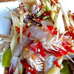 ตำกุ้งสด