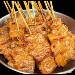 ร้านข้าวเหนียวหมูปิ้ง บขสเก่า ไก่ปิ้ง เนื้อโคขุน ไส้อั่ว ทอดมันย่าง