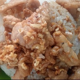 กับข้าว-ทอดกระเทียมพริกไทย