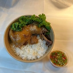 เทริ เทริ ข้าวไก่ต้มน้ำปลา Teri - Teri