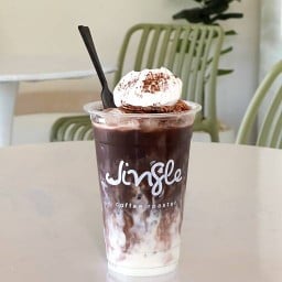 Jingle Coffee ( กาแฟสด ปังปิ้ง ) ริมกก