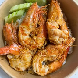 ข้าวกุ้งกระเทียมกรอบ