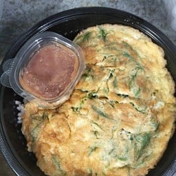 ข้าวไข่เจียวชะอม(ไข่2ฟอง)+น้ำพริกกะปิ(ไม่มีชุดผัก)