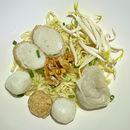 ก๋วยเตี๋ยวแห้ง