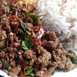 กะเพราเนื้อสับ