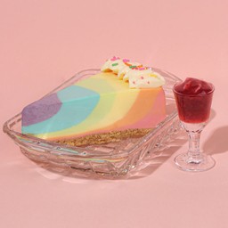 Pastel Rainbow Ispahan Cheesecake ชิ้น (พาสเทลเรนโบว์อิสปาฮานชีสเค้ก)