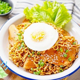 เส้นจังปิ่นเกล้า