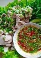 เจ๊ม่วย ต้มเลือดหมู