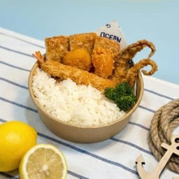 [Ocean Bites ทะเลทอด] ข้าวหน้าทะเลรวม