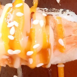 ชูชิกุ้งเบริน์ชีส