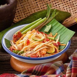ส้มตำไทยใส่ปู
