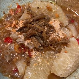 ตำส้มโอน้ำปลากรอบ