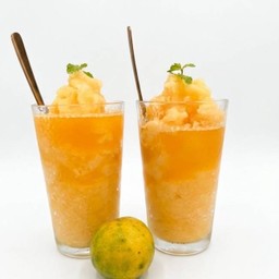 Orange Smoothie / น้ำส้มปั่น