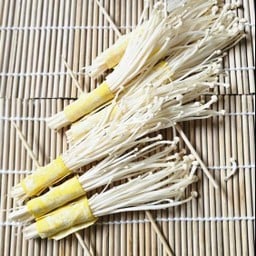 เห็ดเข็มทองพันเกี้ยว