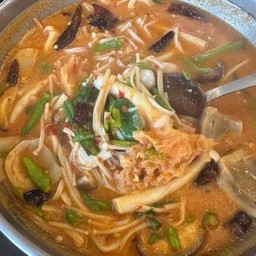 ต้มยำเห็ดโคนเจ