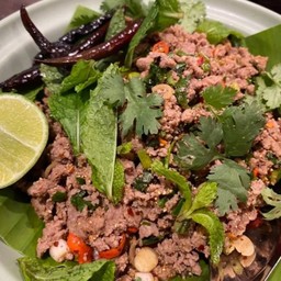 ลาบเนื้อพริกสด