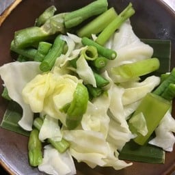 ผักลวก