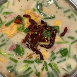 ต้มข่าไก่ ใส่ไข่น้ำ