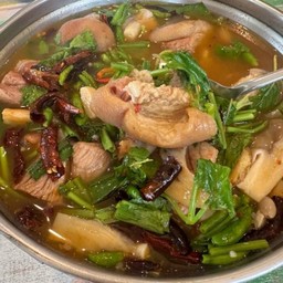 ต้มยำขาหมู