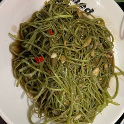 ผัดผักบุ้งฝอย