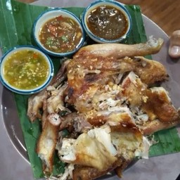 ไก่บ้านทอดย่าง