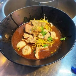 สถานีก๋วยเตี๋ยวเรือ (มทส.ประตู 4)
