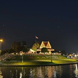 ศาลเจ้าพ่อหลักเมืองร้อยเอ็ด