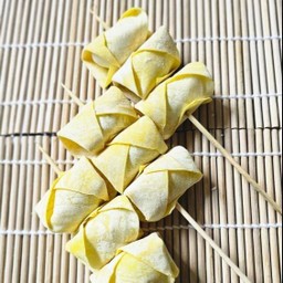 เกี้ยวห่อไข่นกกระทา