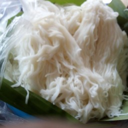 ขนมจีน