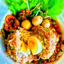 เตี่ยวยำไข่ไดโนเสาร์