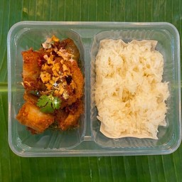 ข้าวเหนียวไก่ทอด