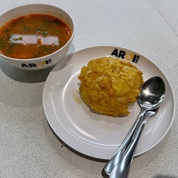 ข้าวไข่เจียวแกงชุด AROI Future Park Rangsit