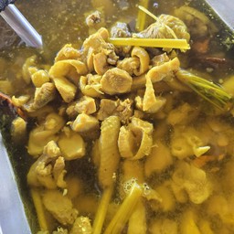 ไก่ต้มขมิ้น สุดยอดความหรอย