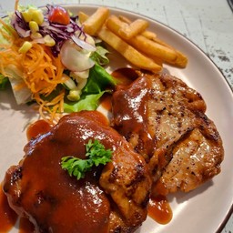 สเต็กสะโพกไก่ปาปิก้า