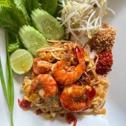 ผัดไทยกุ้งสด