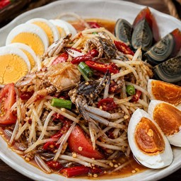 ตำสามไข่ (ไข่เยี่ยว/ไข่ต้ม/ไข่เค็ม)