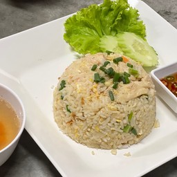 ข้าวผัด ไก่