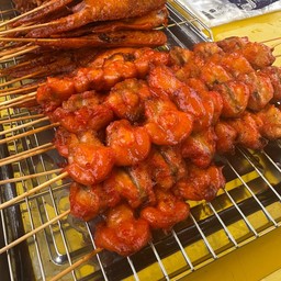 ร้านหมูปิ้งรสนิยม สาขา ตลาดรถไฟ