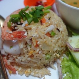 ข้าวผัดทะเล