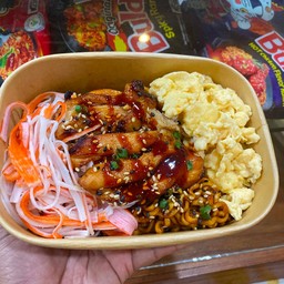 มาม่าซัมยังเกาหลี ไก่หมักปูอัดไข่ข้น