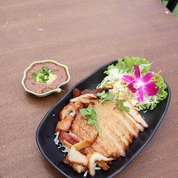 คอหมูย่าง