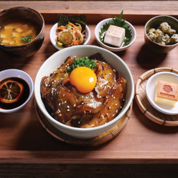 Donburi Set: (3) เซตข้าวหน้าหมูสามชั้นย่างจัมโบ้ (D)