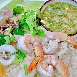 ข้าวมันทะเล พร้อมน้ำจิ้มซีฟู๊ดสุดแซ่บ