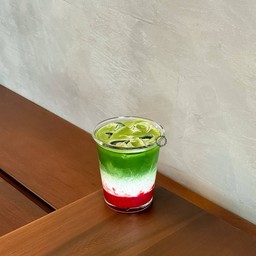 Matcha Raspberry